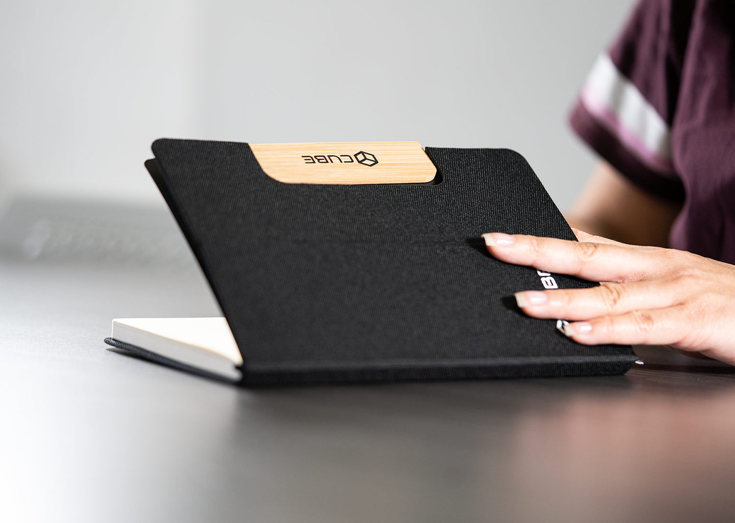 Libreta Holder Winner